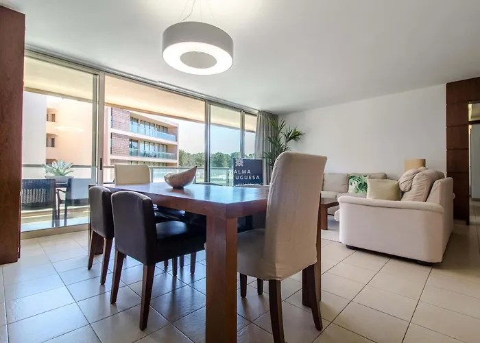 Salgados - Dalma Nature & *